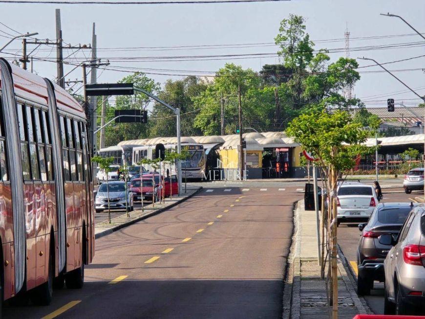 Terreno à venda, 600 m² por R$ 2.500.000,00 - Capão Raso - Curitiba/PR