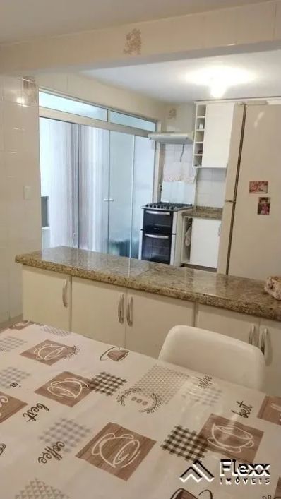 Sobrado com 3 dormitórios à venda, 130 m² por R$ 540.000,00 - Xaxim - Curitiba/PR