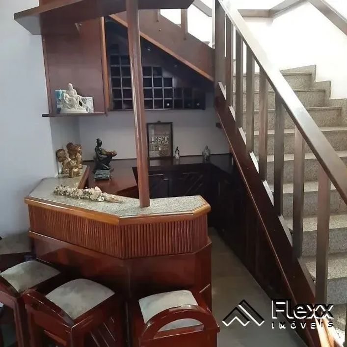 Casa com 4 dormitórios à venda, 370 m² por R$ 1.300.000,00 - Barreirinha - Curitiba/PR