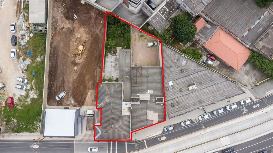 Oportunidade Única: Dois Terrenos com Incentivo de Zoneamento!