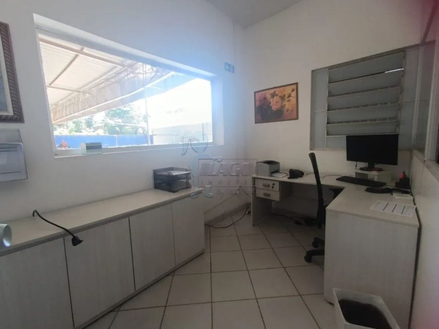 Galpão comercial de 580m² para locação e venda - Riviera em Curitiba - PR