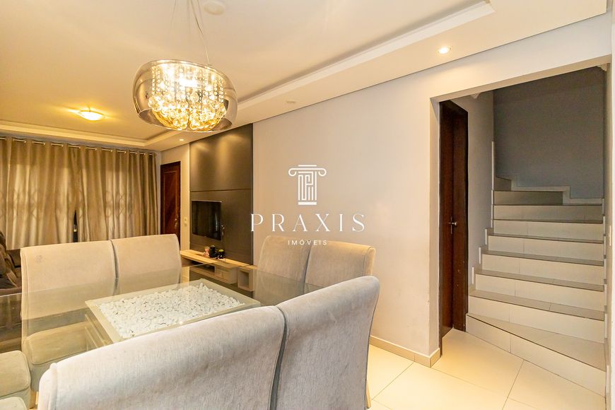 Casa/Sobrado à Venda Com 3 Quartos 135m² no Jardim das Américas, Curitiba PR