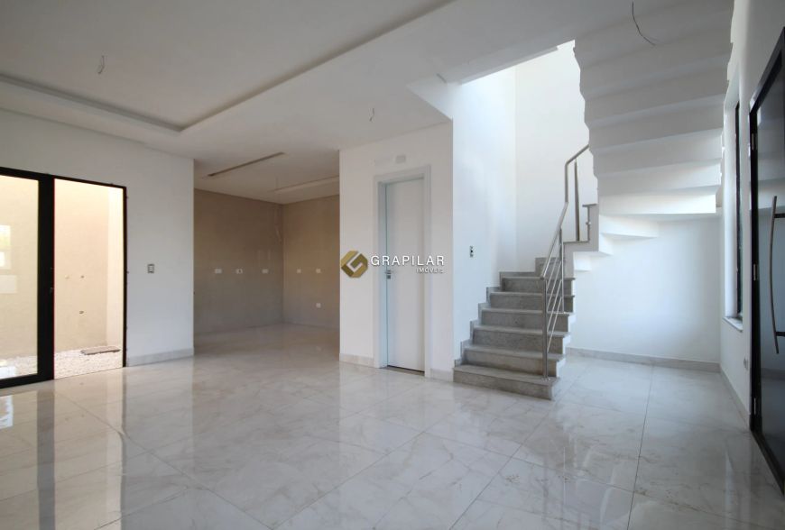 Excelente triplex novo à venda no bairro Uberaba