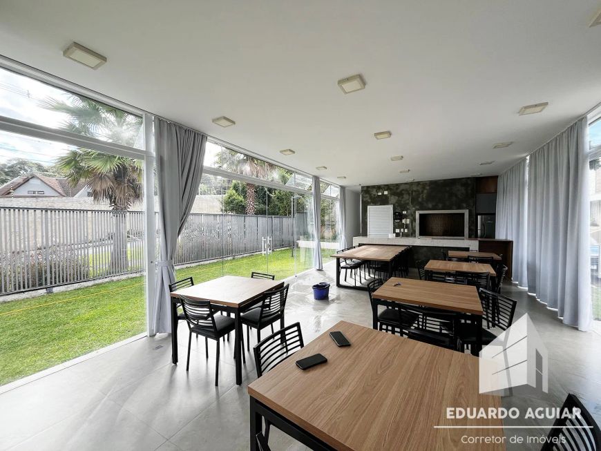 Lote em condomínio fechado no Residencial Vista Batel, Campo Comprido.
