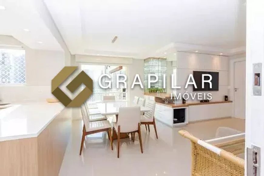 Apartamento maravilhoso com porteira fechada, localizado no bairro Bigorrilho