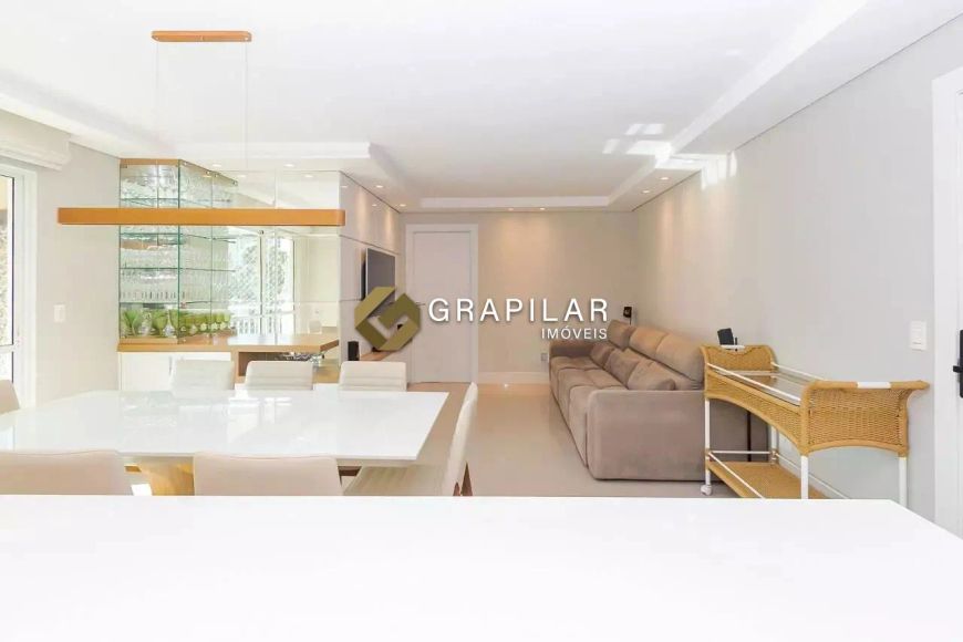 Apartamento maravilhoso com porteira fechada, localizado no bairro Bigorrilho