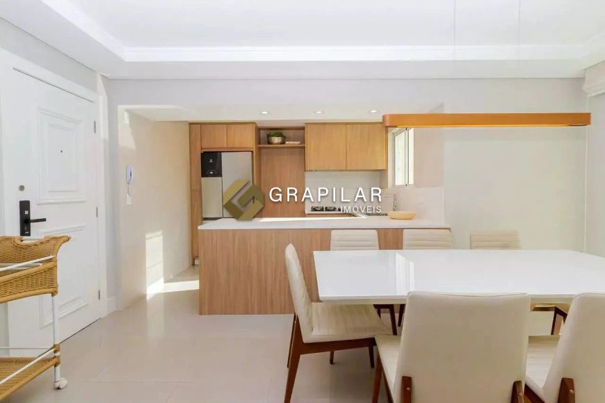 Apartamento maravilhoso com porteira fechada, localizado no bairro Bigorrilho