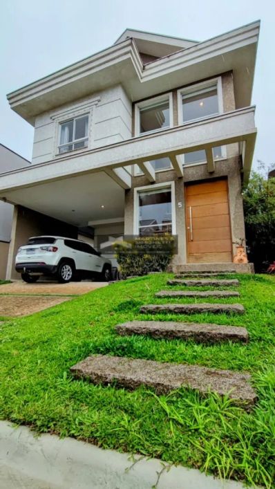 Casa com 4 quartos à venda por R$ 1650000.00, 231.08 m2 - XAXIM - CURITIBA/PR