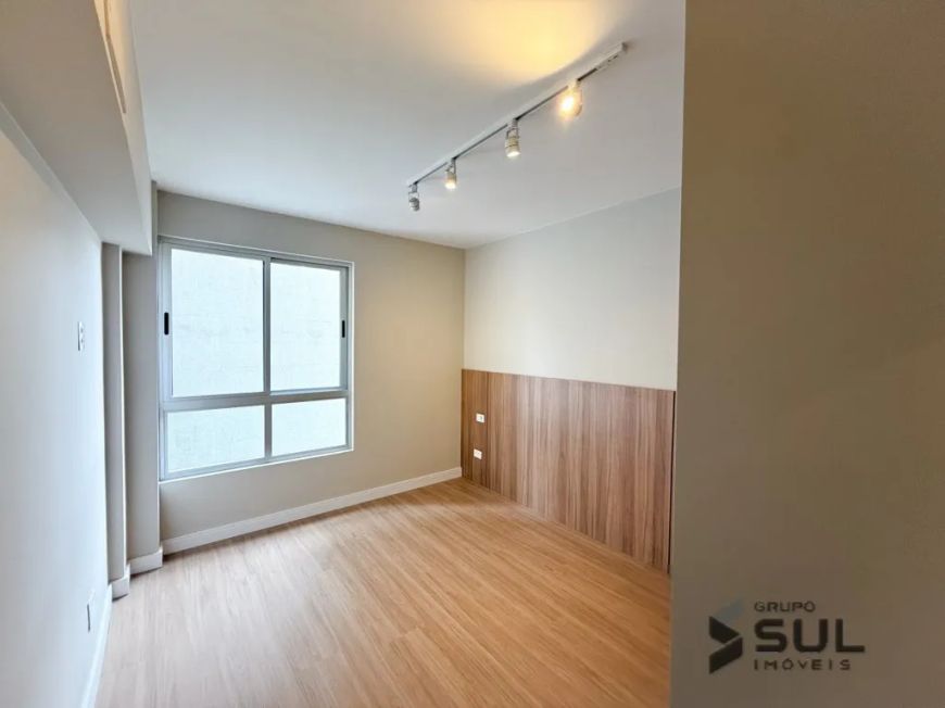 APTO BATEL 3 QUARTOS (2 SUITES) 2 VAGAS DE GARAGEM