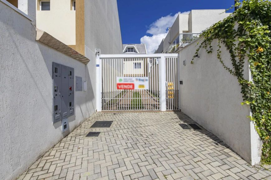 Sobrado 3 quartos Campo Comprido 184m2 com ático
