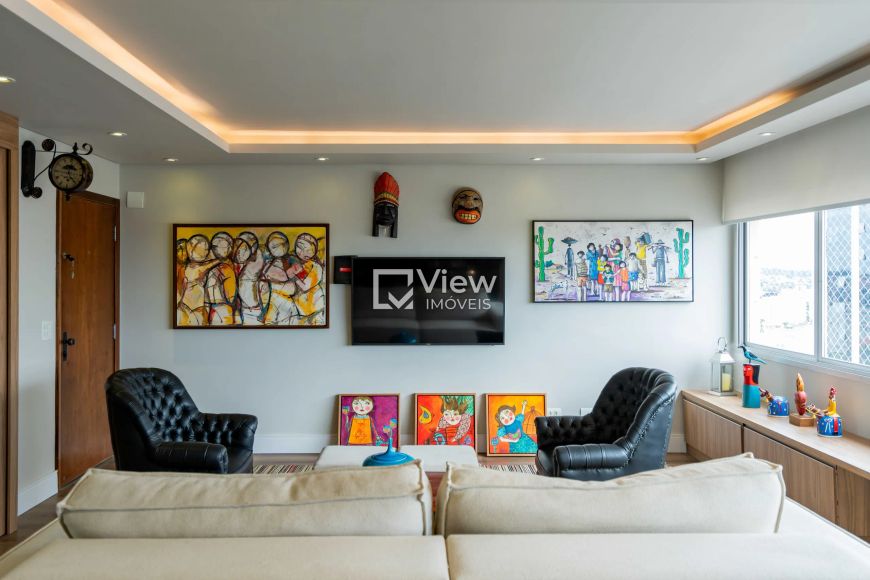 Apartamento no Alto da Glória, em andar alto com vista diferenciada