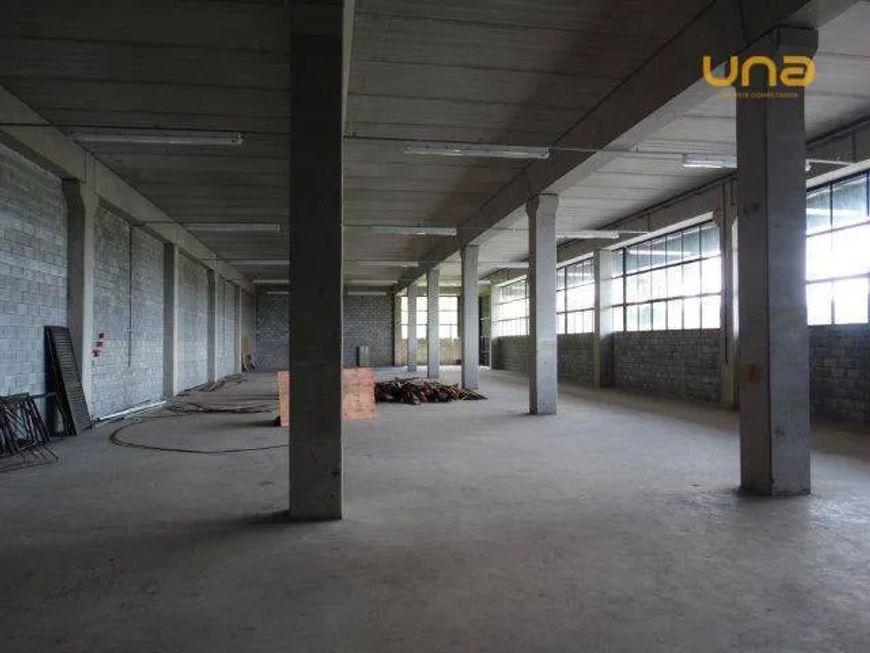 Barracão para Locação com 2460 m² no Bairro Ecoville - Curitiba/PR