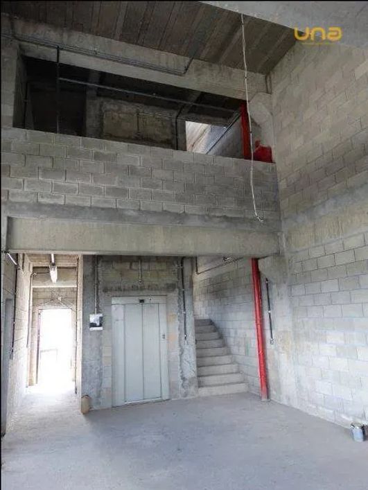 Barracão para Locação com 2460 m² no Bairro Ecoville - Curitiba/PR