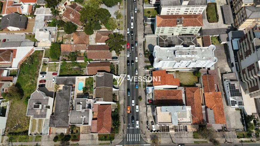Terreno Exclusivo com 589 m² | Aceita Permuta no local | à venda por R$ 1.500.000 - Juvevê - Curitib