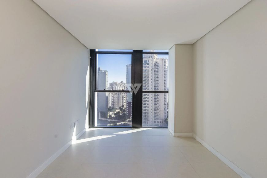 CONJUNTO/SALA COMERCIAL à venda com 140.26m² por R$ 950.000,00 no bairro Juvevê - CURITIBA / PR