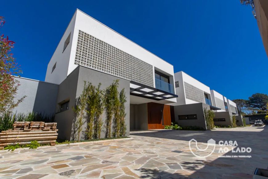 Casa em Condomínio 180m² com 03 suítes no Vista Alegre - Curitiba/PR