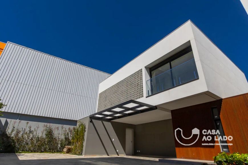 Casa em Condomínio 180m² com 03 suítes no Vista Alegre - Curitiba/PR