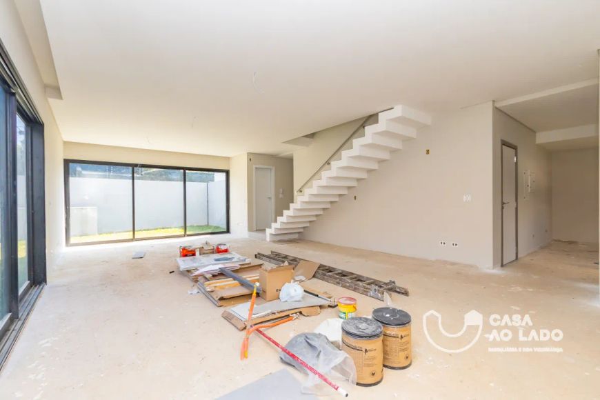 Casa em Condomínio 180m² com 03 suítes no Vista Alegre - Curitiba/PR