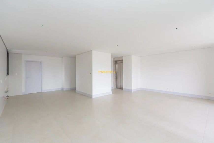 Cobertura de luxo de 267m² à venda no Batel.