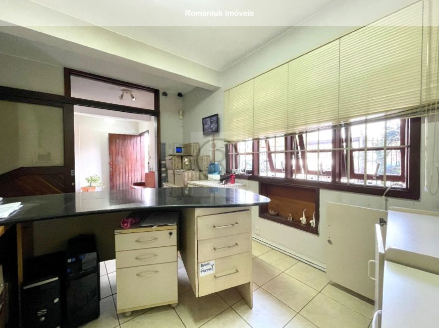 OPORTUNIDADE - R$920.000,00 Sobrado triplex no Ahú. Comercial/Residencial.