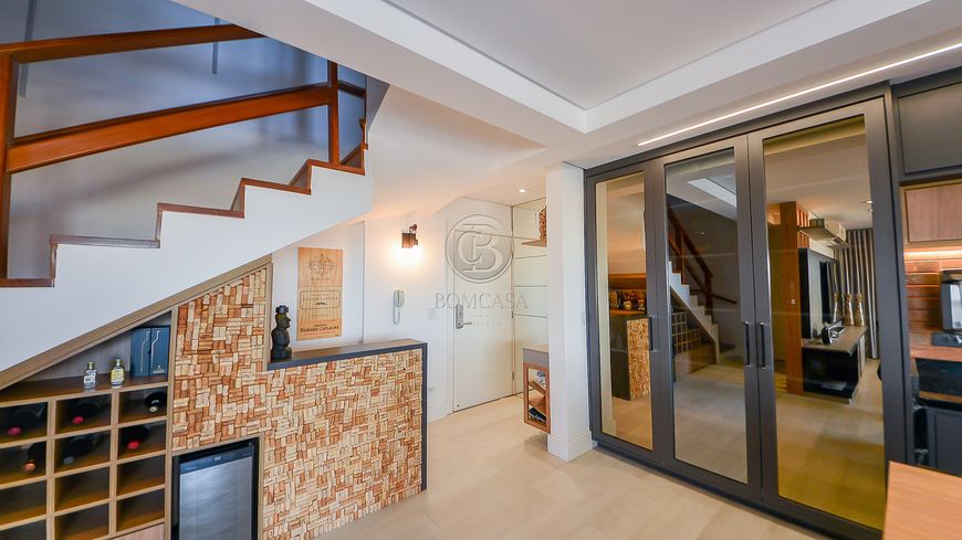 COBERTURA com 3 dormitórios à venda com 209m² por R$ 1.850.000,00 no bairro Água Verde - CURITIBA /