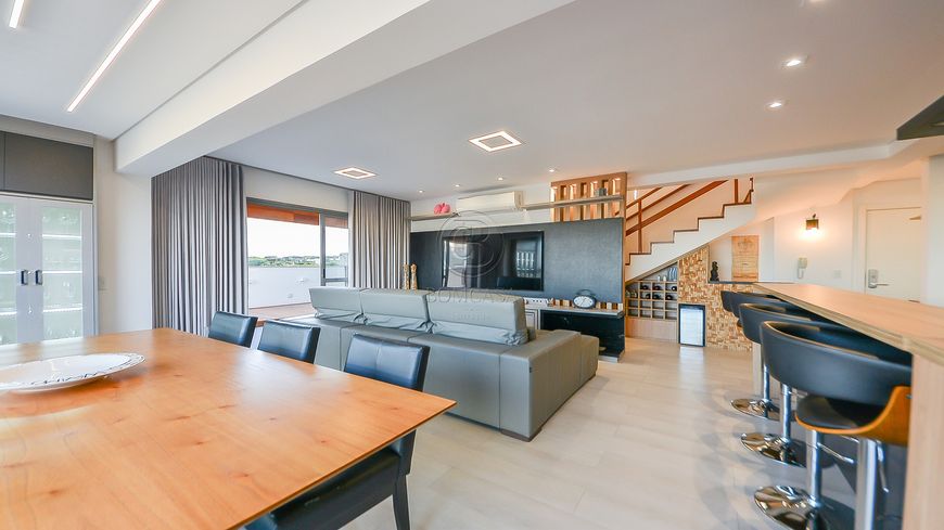 COBERTURA com 3 dormitórios à venda com 209m² por R$ 1.850.000,00 no bairro Água Verde - CURITIBA /