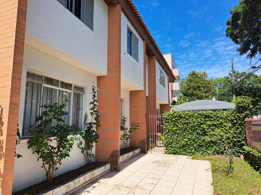 Casa Cial e Res no Agua Verde, Brig Franco 429m2