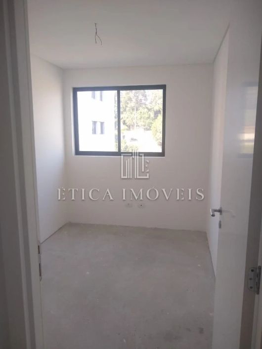 APARTAMENTO com 3 dormitórios à venda por R$ 840.200,00 no bairro Santo Inácio - CURITIBA / PR