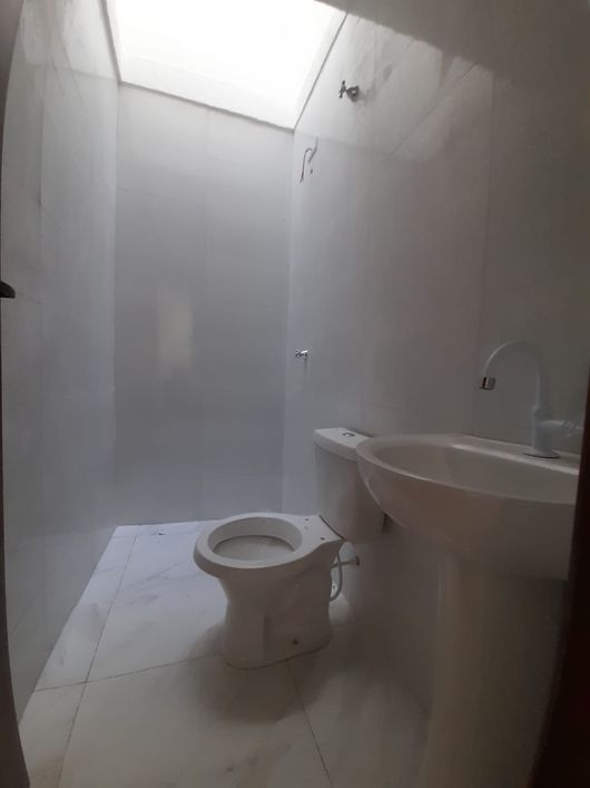 Imóvel para venda possui 60 metros quadrados com 3 quartos em Campo de Santana - Curitiba - PR