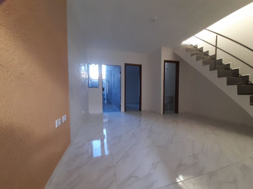 Imóvel para venda possui 60 metros quadrados com 3 quartos em Campo de Santana - Curitiba - PR