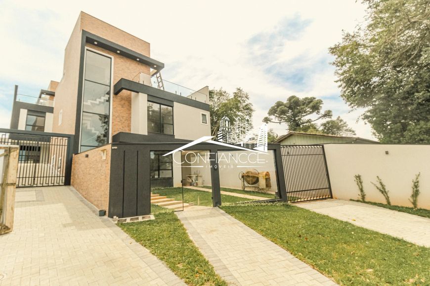 Casa em Condomínio à venda no Butiatuvinha em Curitiba | Confiancce Imóveis