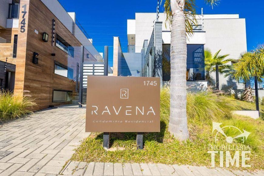 Sobrado com 3 dormitórios à venda, 240 m² por R$ 1.650.168,42 - Santo Inácio - Curitiba/PR