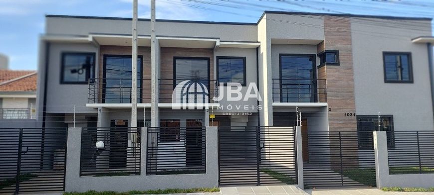 SOBRADOS NOVOS FRENTE PRA RUA NO TATUQUARA