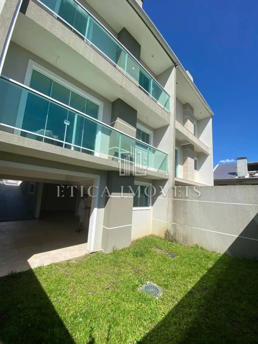 SOBRADO TRIPLEX com 3 dormitórios à venda por R$ 878.000,00 no bairro Bairro Alto - CURITIBA / PR