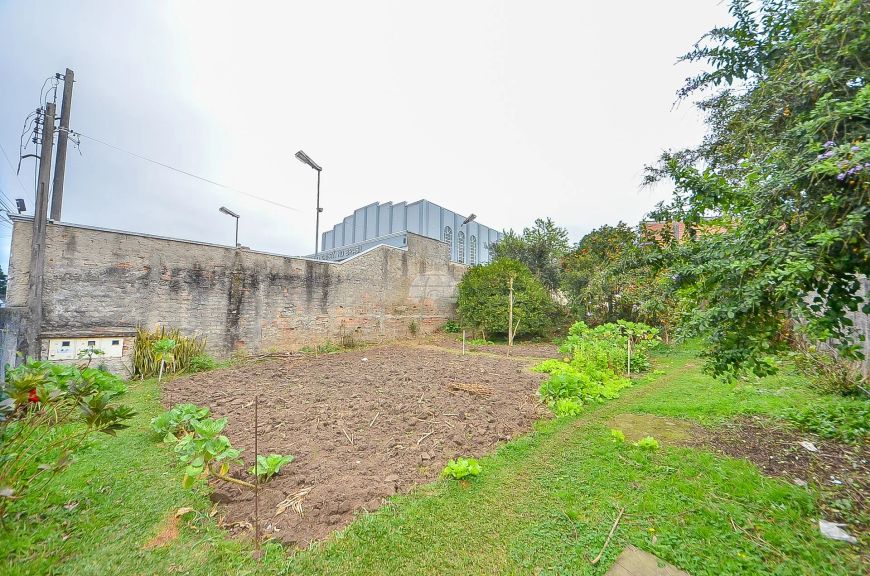 Terreno para venda em Pinheirinho - Curitiba - PR