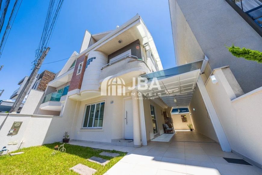 SOBRADO 3 QUARTOS NO PINHEIRINHO