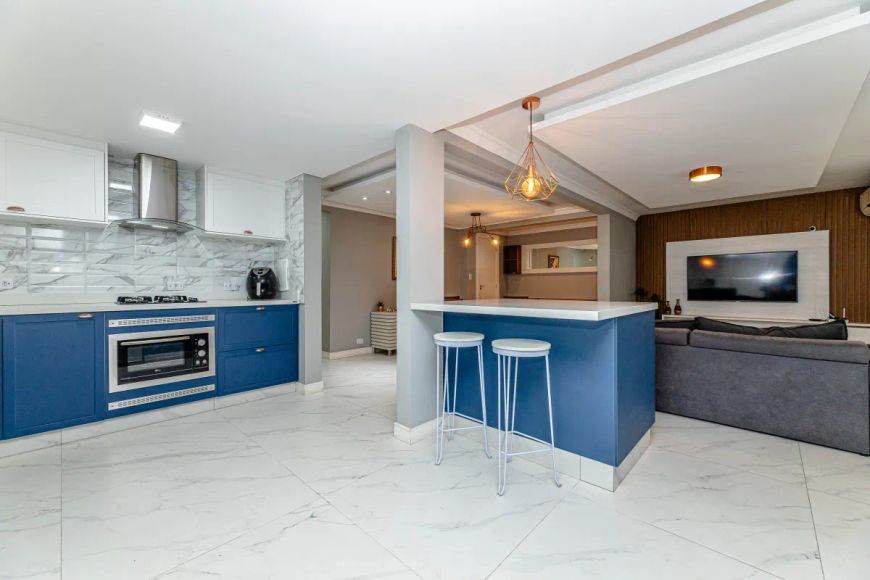 Casa com 02 suítes e piscina no Santo Inácio