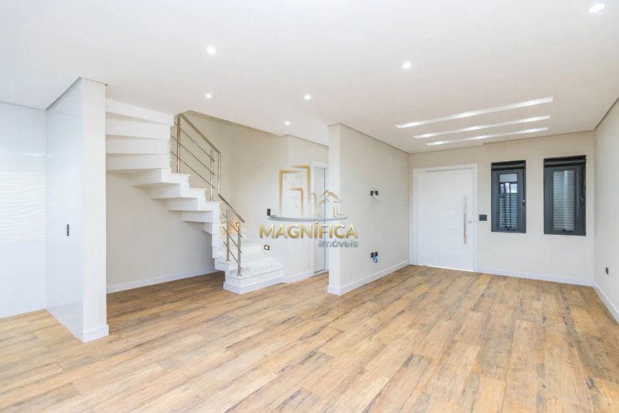 SOBRADO EM CONDOMÍNIO com 3 dormitórios à venda com 175m² por R$ 700.000,00 no bairro Campo de Santa