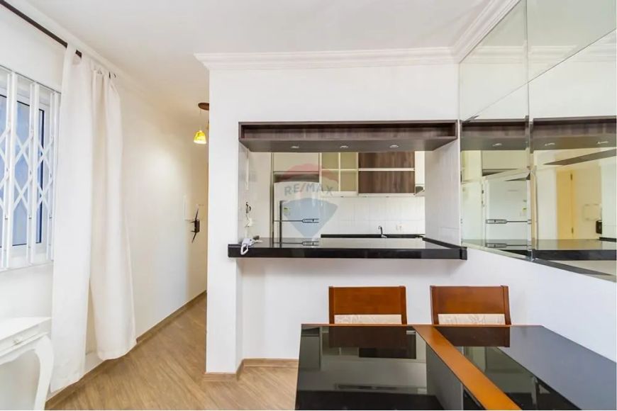 Apartamento mobiliado em Curitiba: 2 Quartos em Lindoia