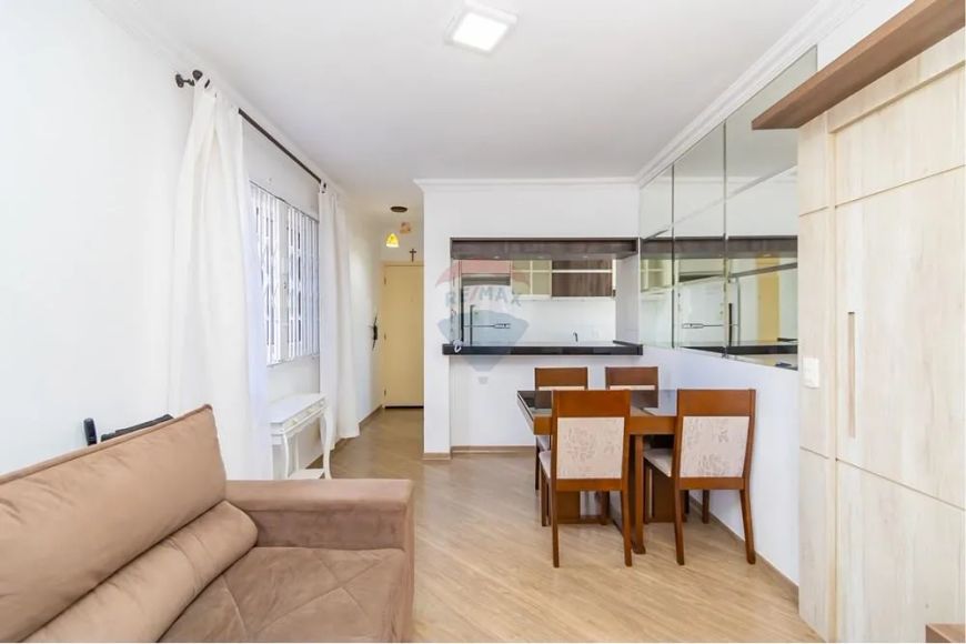 Apartamento mobiliado em Curitiba: 2 Quartos em Lindoia