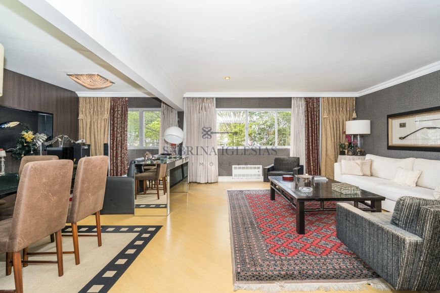 Apartamento a venda com 3 quartos no Bigorrilho