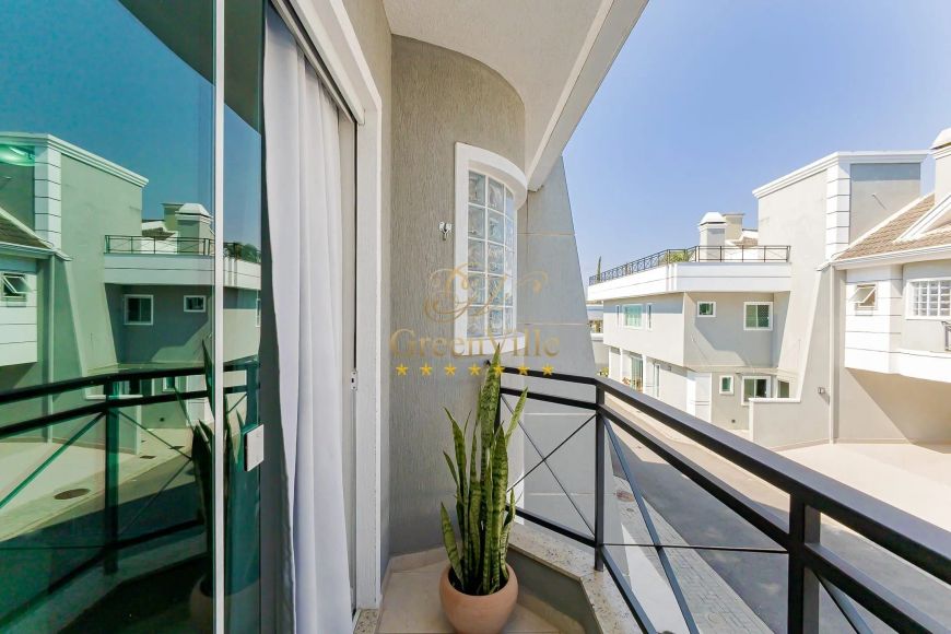 Jardim Social, Triplex, Condomínio Social Residence, desocupado, 4 quartos, 2 vagas paralelas, lare