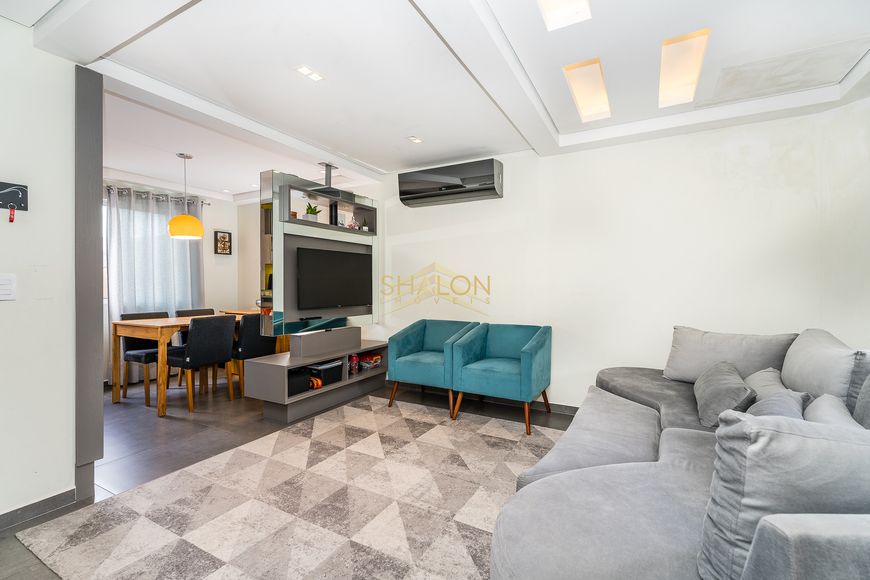 SOBRADO SEMI MOBILIADO TRIPLEX EM CONDOMINIO COM PORTARIA- EXCELENTE ACABAMENTO CAMPO COMPRIDO