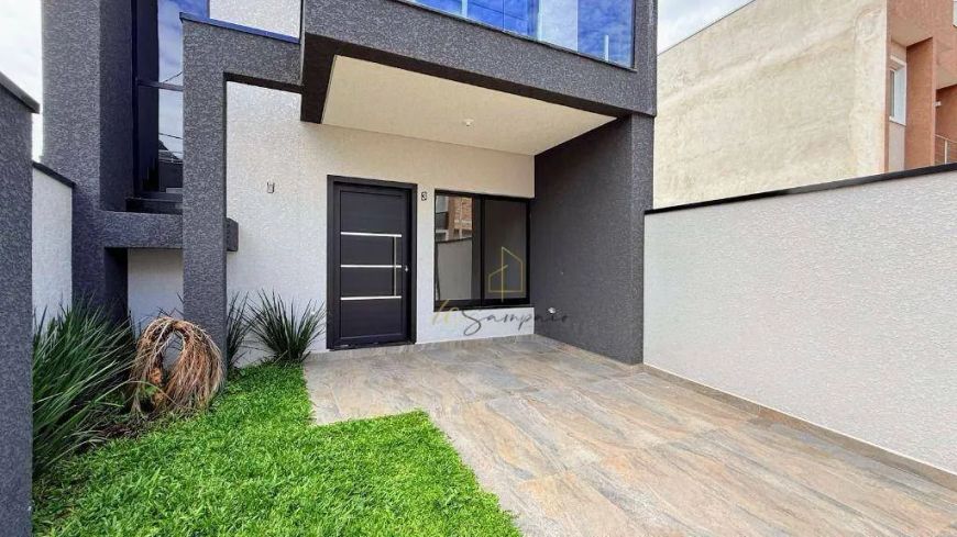 Sobrado com 3 dormitórios à venda, 112 m² por R$ 730.000 - Rua José Emanoel Voluz, 831 Pinheirinho -
