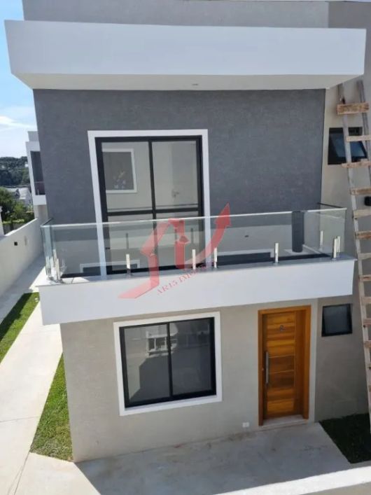 Venda de Casas / Sobrado na cidade de Curitiba