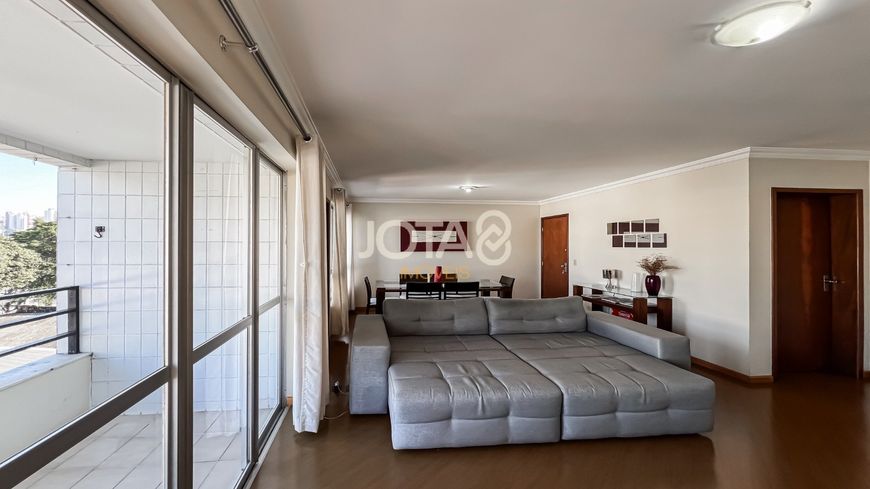 APARTAMENTO DE 3 QUARTOS NO REBOUÇAS Apartamento de 3 quartos no Rebouças - J8