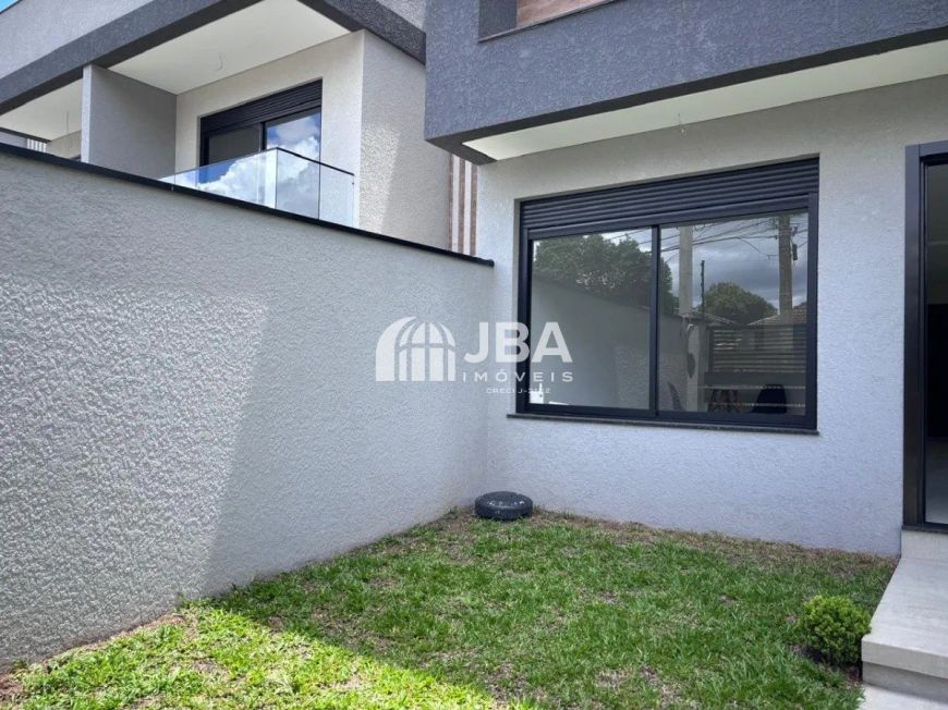 ESQUINA COM FINO ACABAMENTO E PRONTA PARA MORAR