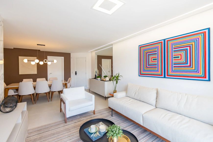DECORADO E MOBILIADO COM MUITO SOL EM LOCALIZAÇÃO PRIVILEGIADA!
