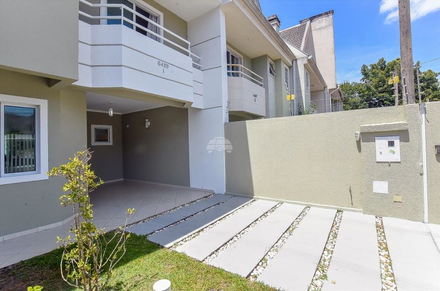 Sobrado para venda tem 158 metros quadrados com 3 quartos em Abranches - Curitiba - PR