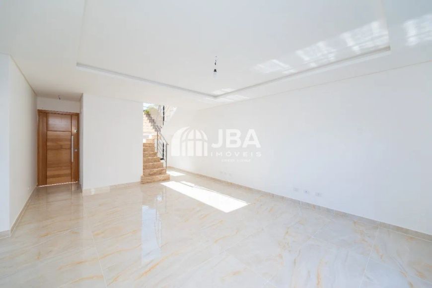 SOBRADOS DUPLEX, FRENTE E INTERNO COM 3 QTOS